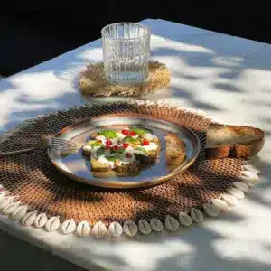 set de table chic, dessous assiette, coquillage de colonial naturel brun