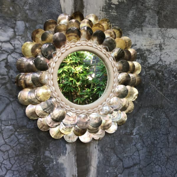 miroir unique coquillage rond
