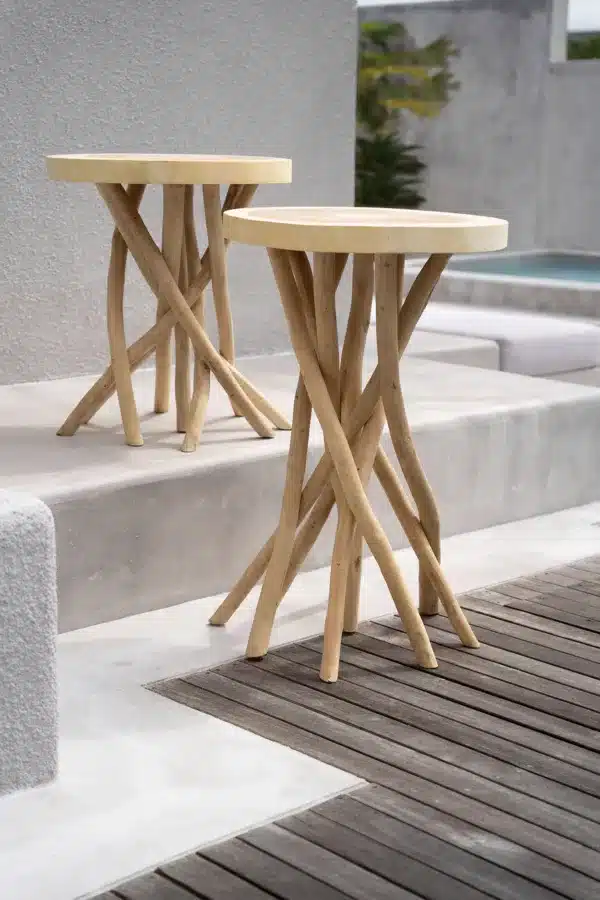 Table d'appoint et table de bar en bois recyclé, chic et éthique, nature en deco par lldeco