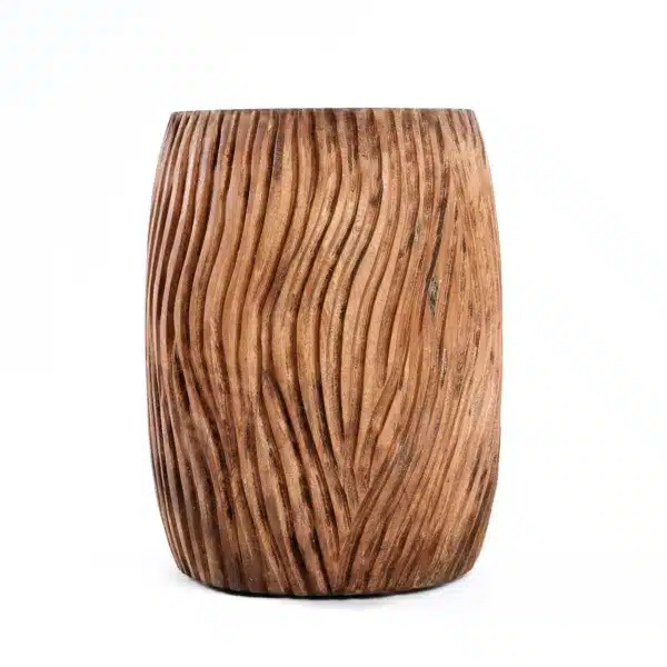tabouret design chic et éthique en bois de suar recyclé Bazar Bizar