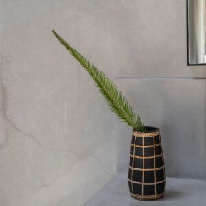 Vase Cutie – Noir & Raphia – M