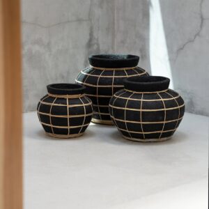 Vase Belly en terre cuite – Noir Naturel – Grand