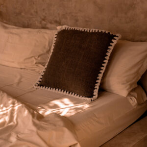 Housse de coussin Espresso Edge – Marron et Blanc