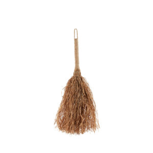 Balai décoratif en herbe naturelle – The Grumpy Broom