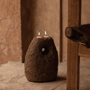 Bougeoir totem en terre cuite – Brun