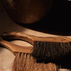 Brosse de table Maha – Naturel