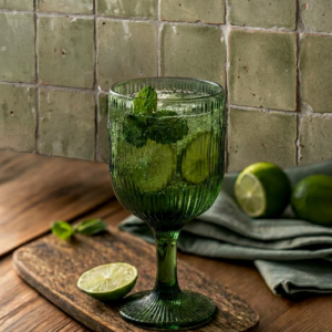 Verre à vin ondulé – Vert mousse