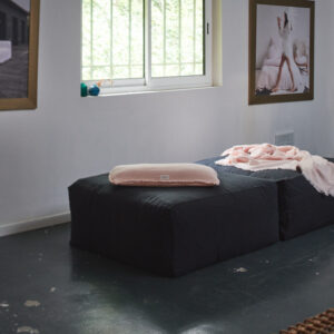 Pouf repose-pieds en lin lavé Slow Pouf Night, vue 2